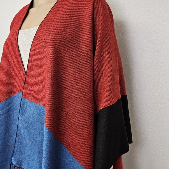 Janice Apparel Wrap Poncho Colorblock Fringed One size Country Cabincore - Picture 3 of 12